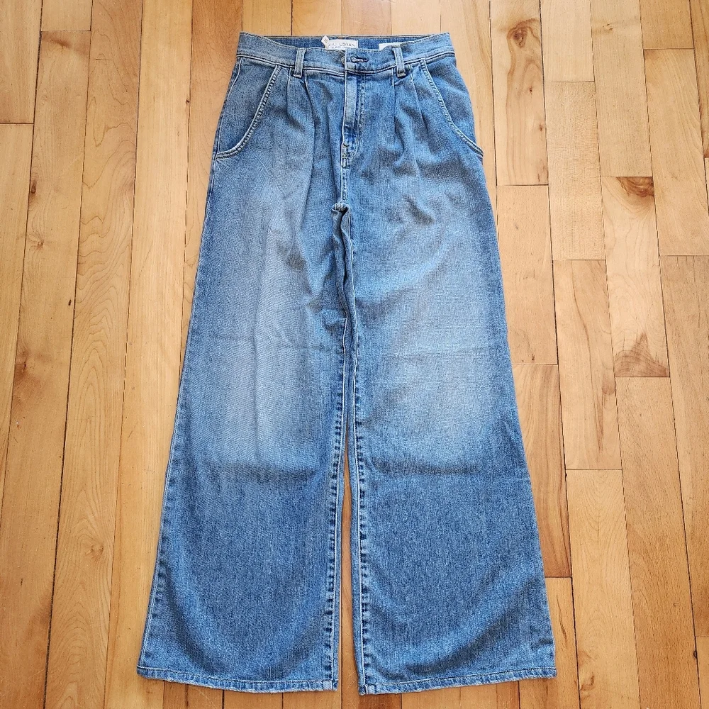 Nili Lotan Flora Pleated Front Wide Leg Jeans in Faded Wash - 25 - Picture 7 of 12